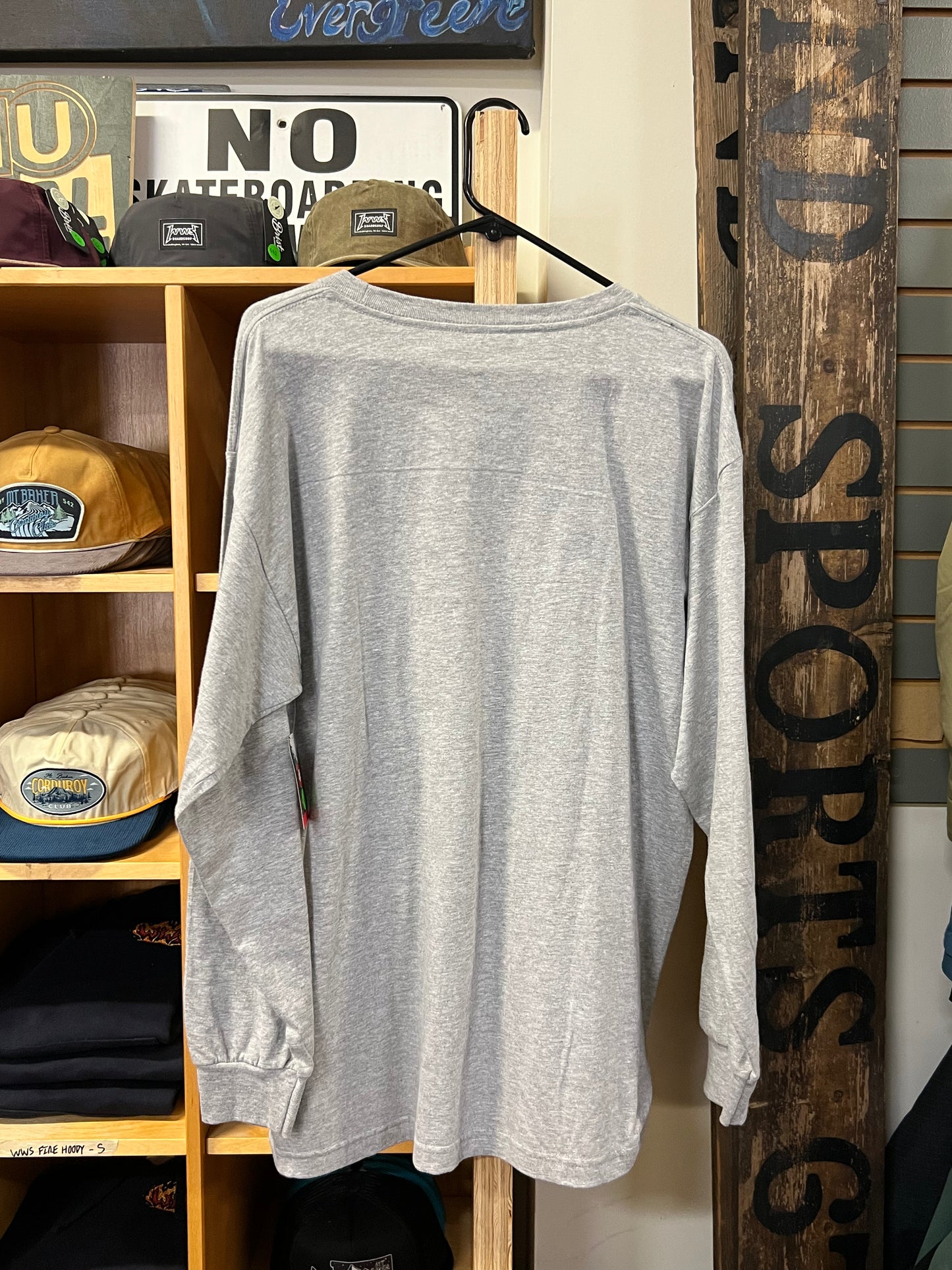 686 2001 Premium LS Tee