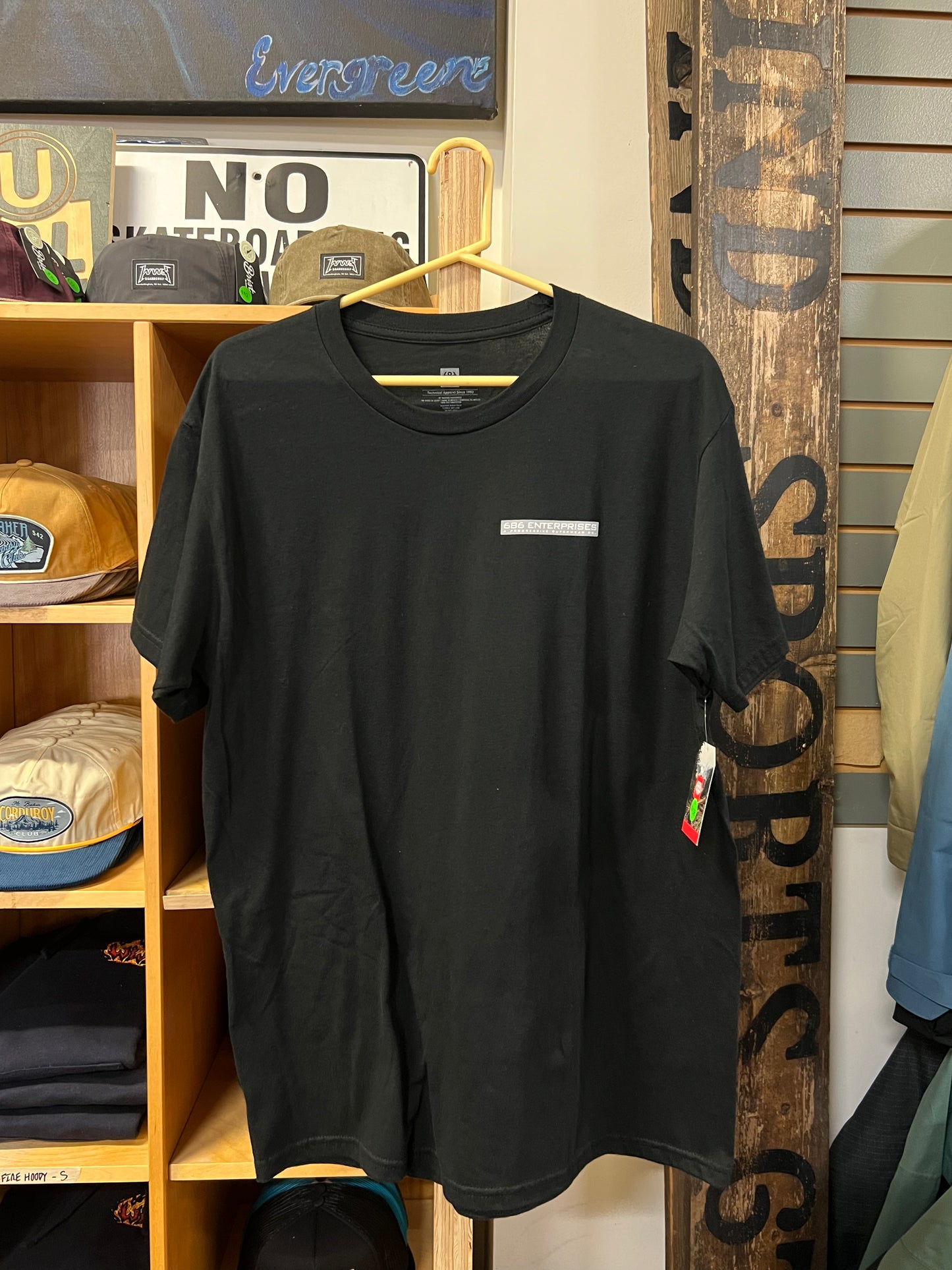 686 Global Enterprises Premium Tee