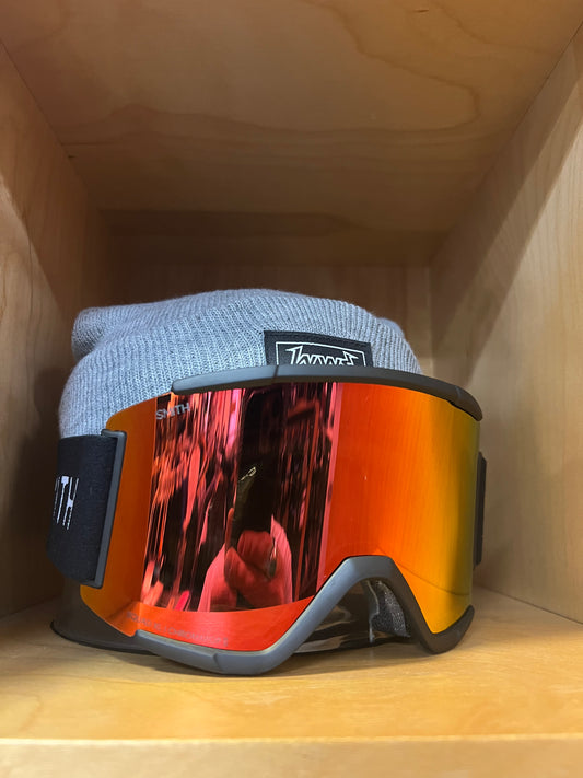 Smith Squad XL - Black + ChromaPop™ Everyday Red Mirror + Storm Yellow Flash