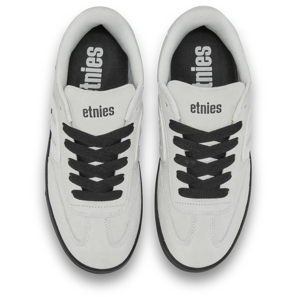 Etnies Locut