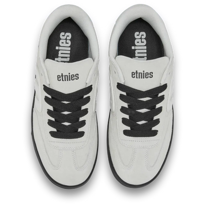 Etnies Locut