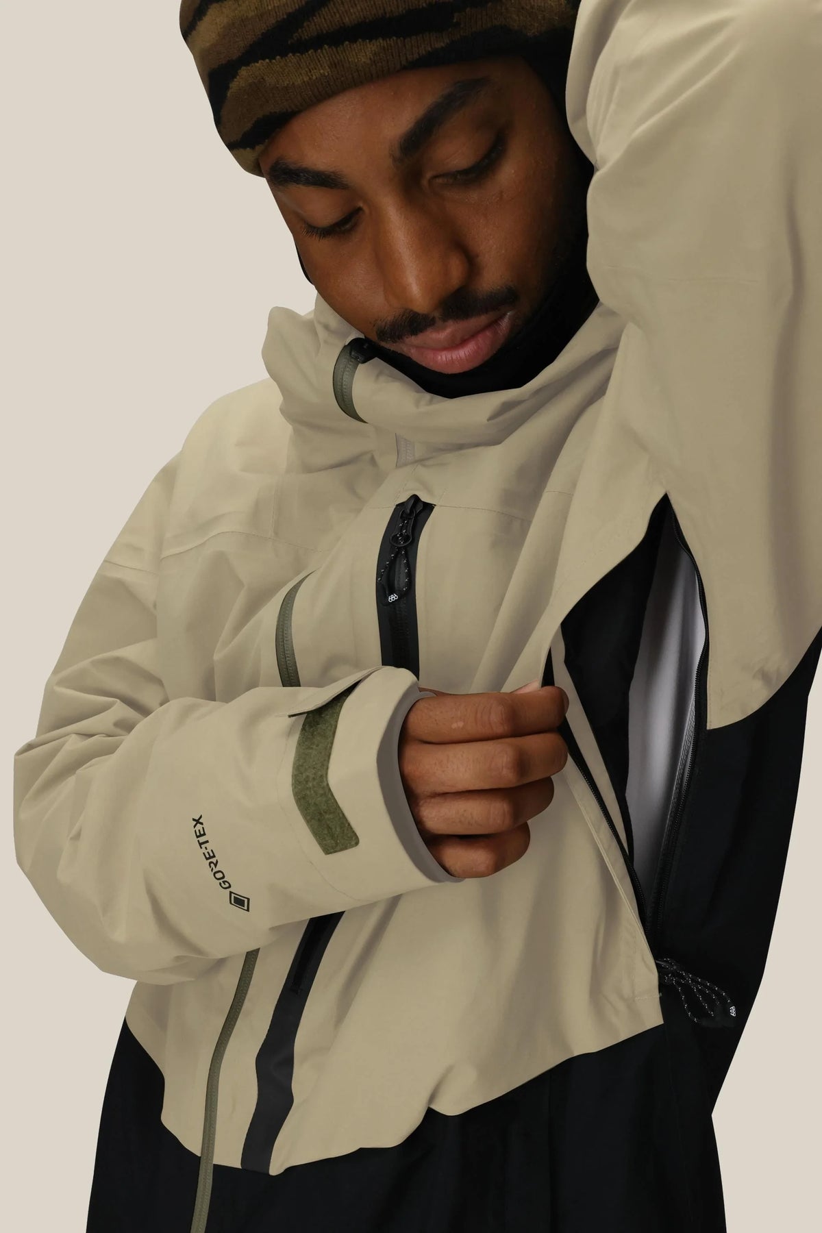 686 Gore-Tex GT Thermagraph® Jacket 2026 – WWS Boardshop 686 Gore-Tex GT Thermagraph® Jacket 2026 – WWS Boardshop