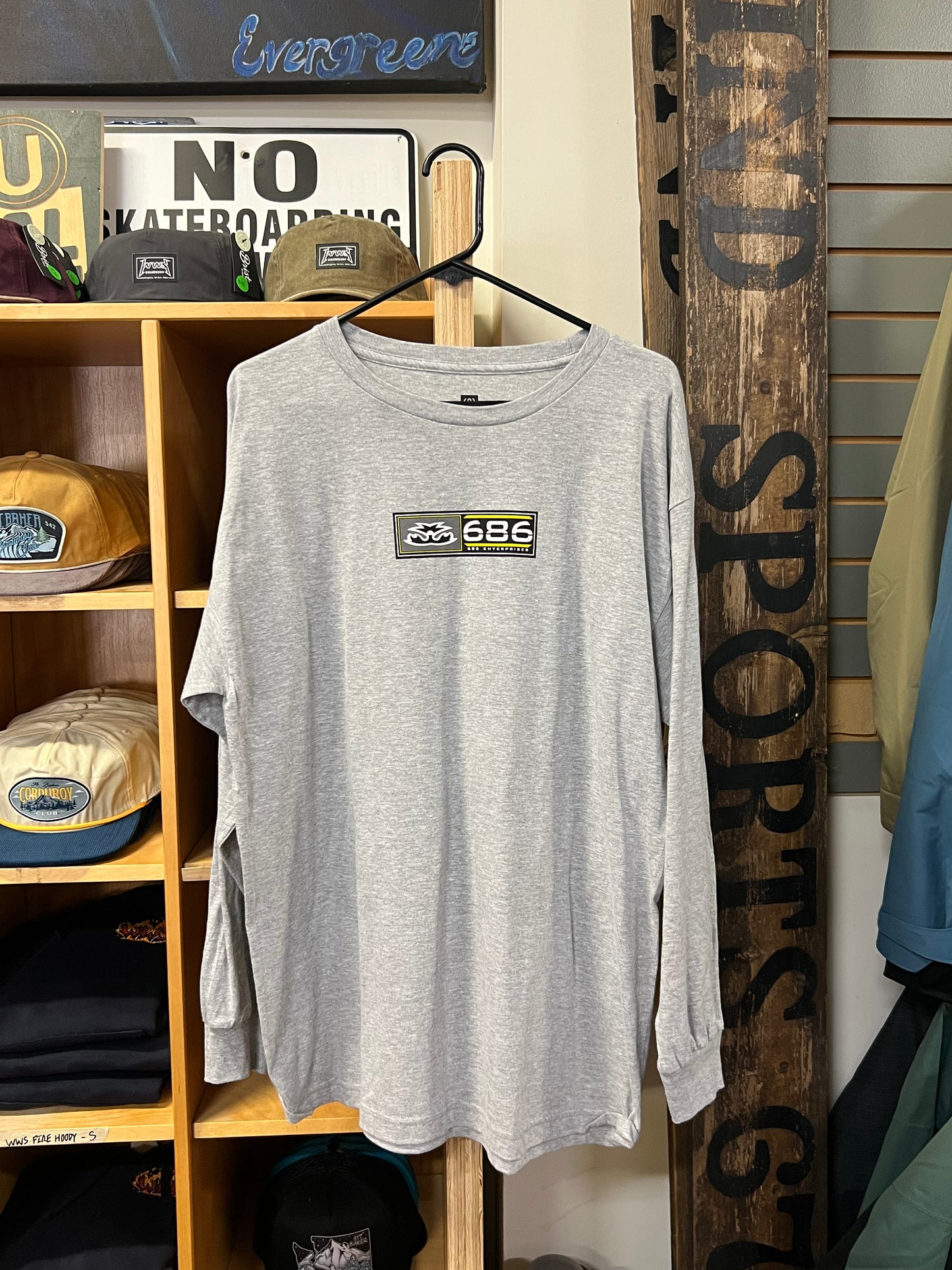 686 2001 Premium LS Tee
