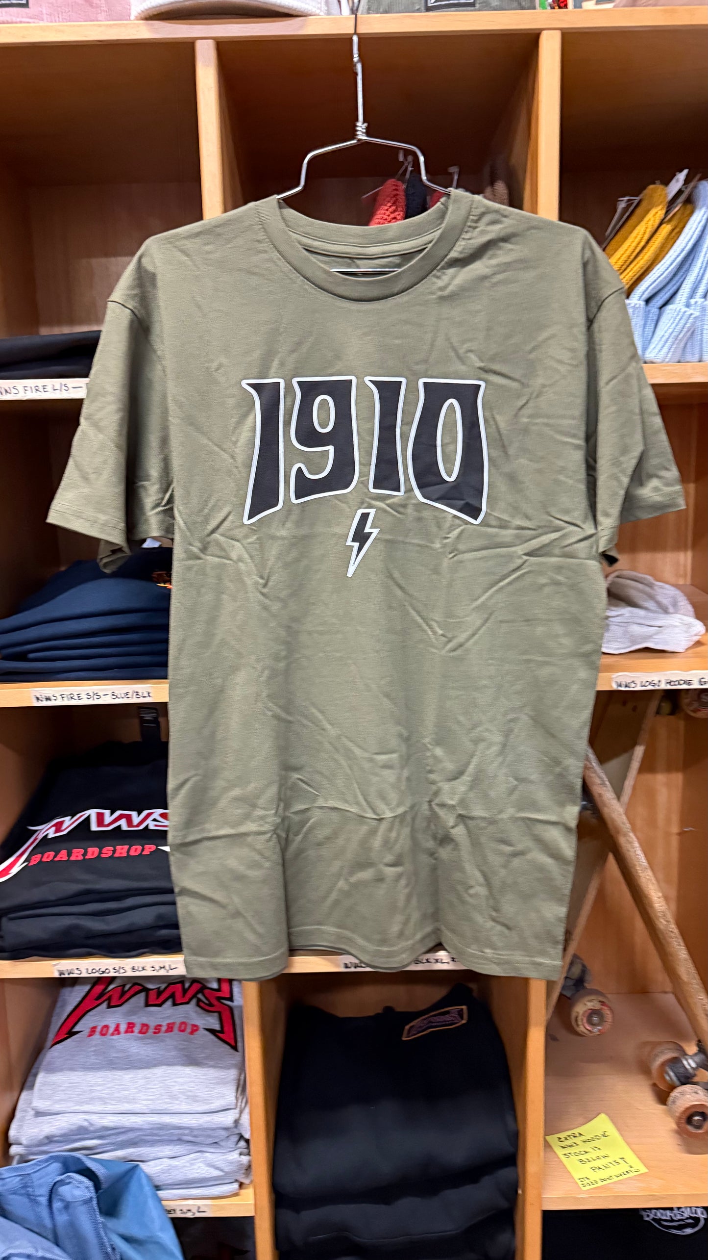 1910 Skewed Roberta SS Tee