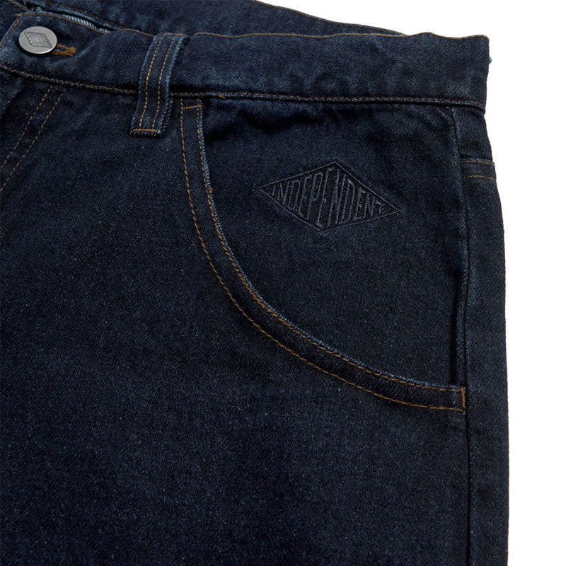 Independent Free on the Streets Shorts