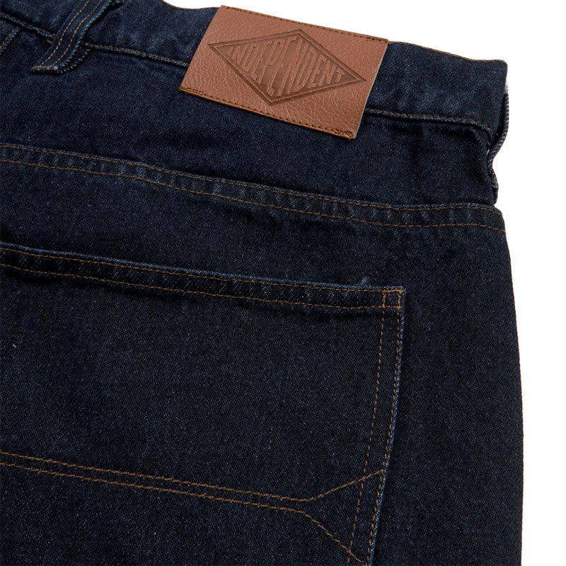 Independent Free on the Streets Shorts